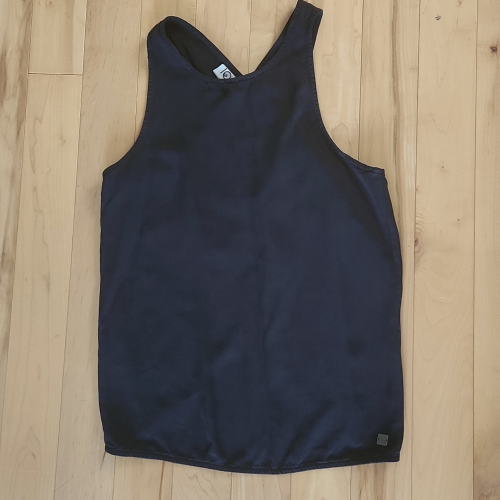 Tentree Top - Picture 2 of 6